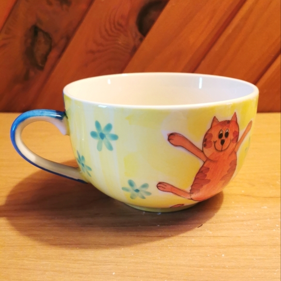 Large Handpainted Cat Cup - Picture 5 of 7